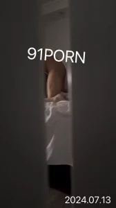 HDUncensoredFC2PPV2352420美人尻大姉中出1080p